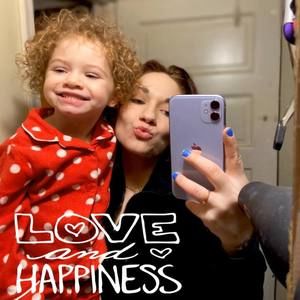 Meet your Posher, Randi